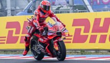 Pebalap Ducati Marc Marquez memenangi GP Hungaria dengan lesatan dan rotasi yang meyakinkan. (Attila Kisbenedek/AFP)