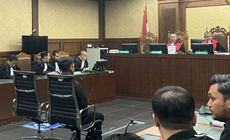 Ketua Pengadilan Negeri Jakarta Selatan periode 2024-2025, Muhammad Arif Nuryanta, didakwa menerima suap senilai Rp15,7 miliar di Pengadilan Tipikor Jakarta, Rabu (20/8/2025). (Joke)