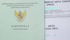 Ilustrasi - Akta jual beli dan sertifikat hak milik (Joke/Dok)