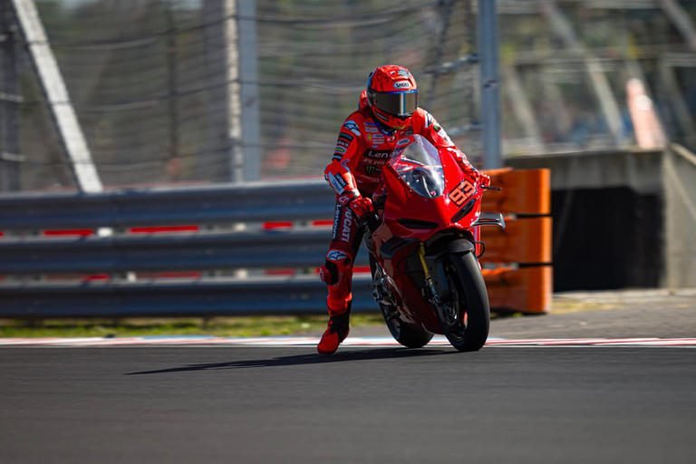 Francesco Bagnaia saat berlatih di Sirkuit Balaton Park. (Ducati.com)