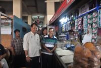 Jajaran Tim Pengendali Inflasi Daerah (TPID) Yogyakarta memantau harga sembako utamanya beras di pasar
(Joke)