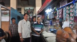 Jajaran Tim Pengendali Inflasi Daerah (TPID) Yogyakarta memantau harga sembako utamanya beras di pasar
(Joke)