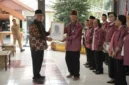 Bupati Sleman Harda Kiswaya mengukuhkan pengurus Pasri Daerah Istimewa Yogyakarta (DIY) masa bakti 2025-2027 di Pendopo Rumah Dinas Bupati Sleman, Senin (25/8/2025). (Joke / Bagian Prokopim Setda Sleman)