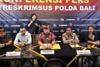 Konferensi pers Ditreskrimsus Polda Bali soal penghentian kasus royalti musik antara LMK Selmi dan Mie Gacoan Bali, Jumat (28/8/2025). (Polda Bali)
