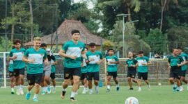 Pemain PSS Sleman mengikuti latihan di Lapangan Pakembinangun, Sleman. (Pssleman.id)