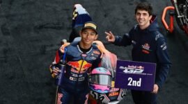Veda Ega Pratama finis di posisi kedua pada Race 2 Red Bull Rookies Cup 2025. (Instagram)