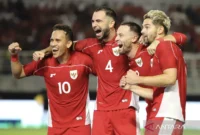 Pemain Timnas Indonesia Sandy Henny Walsh berselebrasi bersama Egy Maulana, Jordi Amat, dan Marc Anthony Klok setelah mencetak gol ke gawang Taiwan di Surabaya. (Antara)