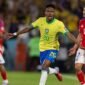 Selebrasi Estevao setelah berhasil mencetak gol pembuka Brasil ke gawang Chile pada menit ke 38. (Getty Images)