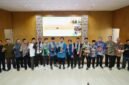 Seremoni penerjunan da’i dan penandatanganan nota kesepahaman dengan empat Pimpinan Cabang Muhammadiyah (PCM), Sabtu (4/10/2025), di Amphitheater Gedung Djarnawi Hadikusumo, Kampus Terpadu UMY. (Dok Lazismu)