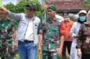 Camat Kaliwiro, Kapolsek, Kaminvetcadam IV/12 Wonosobo, serta tokoh masyarakat dalam acara tasyakuran dan santunan anak yatim dan duafa di halaman Koramil, Senin (6/10/2025). (Joke/waw)