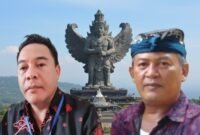 Ikhsan Nasir, Ketua KMTA Bali (kiri) dan I Gusti Ngurah Manik Maya, (kanan), Korban Penipuan dengan modus WhatsApp Scam. uang 450 Juta (Ist)