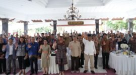 UMY diwakili oleh Wakil Rektor Bidang Sumber Daya, Prof. Dr. Dyah Mutiarin, S.IP., M.Si. turut aktif dalam sesi dialog interaktif bersama Bupati Sleman, Hardo Kiswoyo, S.E., M.M. (Dok UMY)