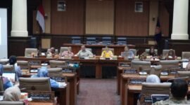 Public Hearing Panitia Khusus (Pansus) BA 27 Tahun 2025 mengenai Rancangan Peraturan Daerah Daerah Istimewa Yogyakarta Layak Anak (Raperda DIYLA), Selasa (30/9/2025). (dprddiy.co.id)
