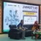 Prof. Dr. Evi Satispi menekankan pentingnya peran media dalam memastikan pelaksanaan Program Makan Bergizi Gratis (MBG) berjalan transparan dan tepat sasaran, dalam kegiatan Uji Kompetensi Wartawan (UKW) di UMJ yang difasilitasi Dewan Pers, Sabtu (4/10/2025). | Foto: Herfa