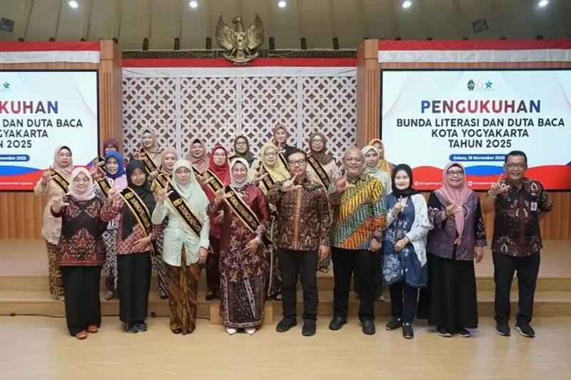 Pengukuhan Duta Baca dan Bunda Literasi Kota Yogyakarta di Balai Kota Yogyakarta, Selasa (18/11/2025). (Dok Pemkot)