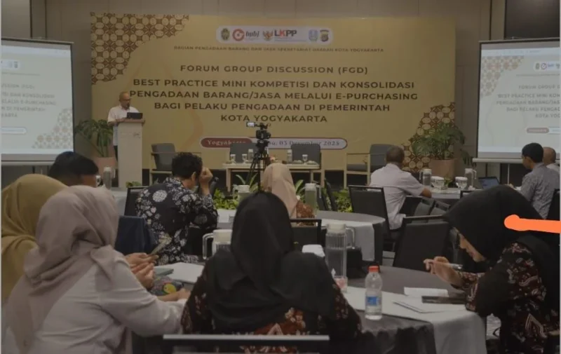Forum Group Discussion (FGD) Best Practice Mini Kompetisi dan Konsolidasi Pengadaan melalui E-Purchasing di Hotel Fortuna Suites Malioboro, Rabu (3/11), sekaligus peluncuran aplikasi SIAP sebagai instrumen digitalisasi pengadaan. (Dok Pemkot)