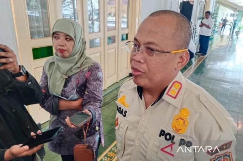 Kepala Satpol PP DIY Bagas Senoadji memberikan keterangan. (Humas Pemda DIY)