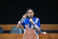 Kepala Istana Kepresidenan Yogyakarta, Deni Mulyana, memberikan materi dalam Pelatihan Keprotokolan Universitas Muhammadiyah Yogyakarta (UMY), Kamis (15/1/2036), di Gedung AR Fachruddin A Lantai 5 UMY. (UMY)