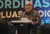 Wakil Gubernur DIY KGPAA Paku Alam X saat membacakan sambutan Gubernur DIY dalam Rapat Koordinasi Wilayah Barat P2DD 2026 di Yogyakarta, Senin (9/2/2026).