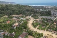 Area tanah untuk proyek Jalur Jalan Lintas Selatan (JJLS) segmen Garongan–Congot, Kabupaten Kulon Progo. (Humas Pemda DIY)