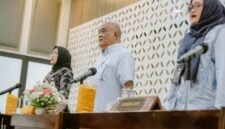 Wakil Gubernur DIY KGPAA Paku Alam X membuka Rapat Kerja Daerah (Rakerda) Komisi Informasi Daerah (KID) DIY 2026 di Gedhong Pracimasana, Kompleks Kepatihan, Selasa (10/2/2026). (Humas Pemda DIY)