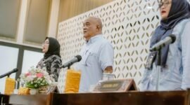 Wakil Gubernur DIY KGPAA Paku Alam X membuka Rapat Kerja Daerah (Rakerda) Komisi Informasi Daerah (KID) DIY 2026 di Gedhong Pracimasana, Kompleks Kepatihan, Selasa (10/2/2026). (Humas Pemda DIY)