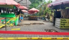 Lokasi ledakan yabg sudah dibatasi garis kuning polisi di area kuliner lantai dasar Teras Malioboro 1, Senin (30/3/2026) pagi. (Joke/Wawan)