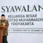 Ketua Pimpinan Pusat Muhammadiyah, Agus Taufiqurrohman, menyampaikan hikmah Syawalan di hadapan dosen dan tenaga kependidikan. (Humas UMY)