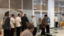 Kebersamaan dan kehangatan warga sekitar kampus dan Universitas Muhammadiyah Yogyakarta (UMY) saat silaturahmi dan buka bersama, di Kampus Bantul, Senin (16/4/2026). (Humas UMY)