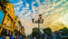 Lebaran 2026, jumlah kunjungan wisata ke kawasan Malioboro, Keraton Yogyakarta, Taman Pintar Yogyakarta, serta Kebun Binatang Gembira Loka, meledak. (Dok Pemkot)