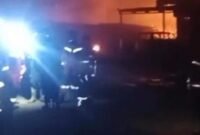 Kebakaran Stasiun Pengisian Bulk Elpiji (SPBE) di kawasan Cimuning, Mustikajaya, Kota Bekasi. 
