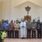Kehadiran Wakil Bupati Sleman Danang Maharsa beserta jajaran disambut hangat oleh Pastor Paroki, Antonius Saptana Hadi, serta seluruh umat Katolik yang memadati Gereja St. Paulus dan Paulus Babadan. (Joke/Pan Paskah)