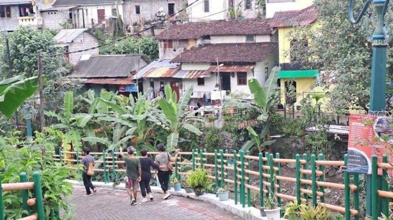 Kampung wisata sebagai basis ekonomi masyarakat. (Jes)