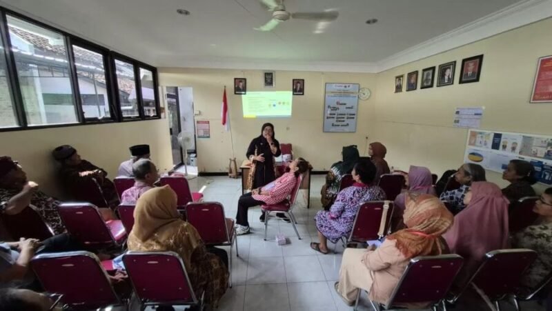 Program Sekolah Lansia di Kota Yogyakarta kembali berjalan pada 2026 setelah sembilan unit baru dikukuhkan pada Februari lalu. (Dok Pemkot)