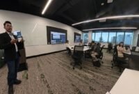 Dosen FEB UMY saat menjadi guest lecture di Charles Darwin University Australia.