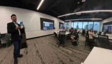 Dosen FEB UMY saat menjadi guest lecture di Charles Darwin University Australia.