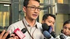 Juru bicara KPK Budi Prasetyo memberikan keterangan kepada wartawan di Gedung Merah Putih KPK Jakarta, Selasa (21/10/2025).