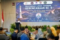 Ketua IABI menyampaikan sambutan dalam pembukaan Pertemuan Ilmiah Tahunan Kebencanaan ke-9 di Ballroom University Hotel UMY, Rabu (6/5)