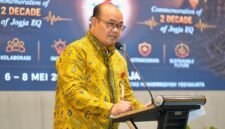 Asisten Deputi Pengurangan Risiko Bencana Kemenko PMK, Dr. Andre Notohamijoyo, M.S.M., saat menyampaikan pidato kunci dari Menko PMK, Prof. Dr. Pratikno, M.Soc.Sc., dalam kegiatan Pertemuan Ilmiah Kebencanaan ke-9 di UMY