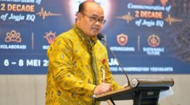 Asisten Deputi Pengurangan Risiko Bencana Kemenko PMK, Dr. Andre Notohamijoyo, M.S.M., saat menyampaikan pidato kunci dari Menko PMK, Prof. Dr. Pratikno, M.Soc.Sc., dalam kegiatan Pertemuan Ilmiah Kebencanaan ke-9 di UMY