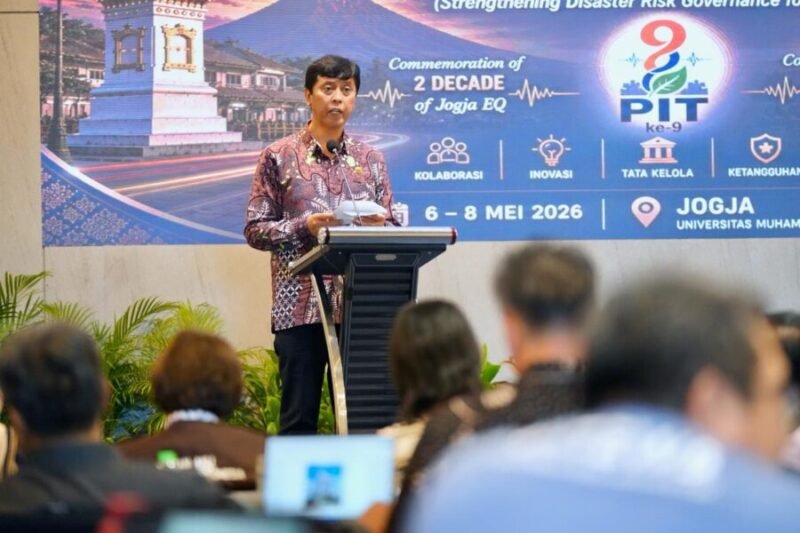 Kepala Pelaksana BPBD DIY, Agustinus Ruruh Haryata, saat membacakan sambutan Gubernur DIY, Sri Sultan Hamengkubuwono X dalam Pertemuan Ilmiah Tahunan (PIT) ke-9 Ikatan Ahli Kebencanaan Indonesia (IABI) di UMY
