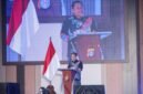 SAMBUTAN-Ketua IKA SPS UNNES, Irjen Pol Dr Susilo Teguh R, M.Si saat menyampaikan materi hasil Kajian tentang Potret Lalu Lintas Kalimantan Tengah pada acara Rapat Kerja Forum Lalu Lintas Angkutan Jalan Tingkat Daerah Kalteng tahun 2026, Rabu (13/5). . (Foto Ist).