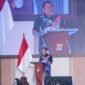 SAMBUTAN-Ketua IKA SPS UNNES, Irjen Pol Dr Susilo Teguh R, M.Si saat menyampaikan materi hasil Kajian tentang Potret Lalu Lintas Kalimantan Tengah pada acara Rapat Kerja Forum Lalu Lintas Angkutan Jalan Tingkat Daerah Kalteng tahun 2026, Rabu (13/5). . (Foto Ist).