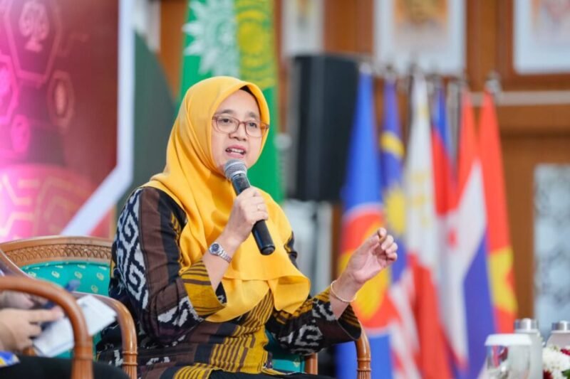 Dosen Prodi Farmasi, FKIK UMY, apt. RR. Sabtanti Harimurti.
