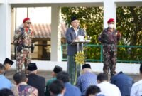 Rektor UMY saat menyampaikan khutbah Idul Adha di UMY