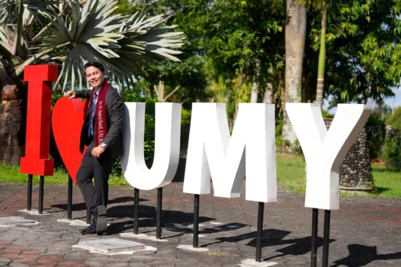 M. Amirul Ramli yang kini telah sukses menyelesaikan studi S3 nya di UMY