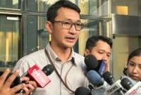 Juru bicara KPK Budi Prasetyo memberikan keterangan kepada wartawan di Gedung Merah Putih KPK Jakarta, Selasa (21/10/2025).