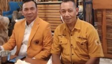 Acara semalam Kamis Tgl 25 Juni 2036, di RM Boetani Jln Cebongan Sidomoyo, Godean, bersama pak Dr H Wihaji, Menteri Kependudukan dan Ketahanan Keluarga dan kepala BKKBN di Sarasehan Ormas MKGR DIY(wawan-jogjaoke.com)