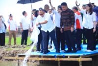 Penebaran benih ikan sebagai upaya mendukung peningkatan produksi perikanan di Provinsi Sumatera Selatan.