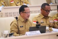 Mendagri menghadiri Rapat Kerja dan Rapat Dengar Pendapat DPR RI dengan agenda pembahasan hasil kunjungan Panja Pengelolaan Perbatasan Wilayah Negara di Ruang Rapat Komisi II DPR RI, Kompleks Parlemen, Senayan, Jakarta, Senin (29/6/2026).